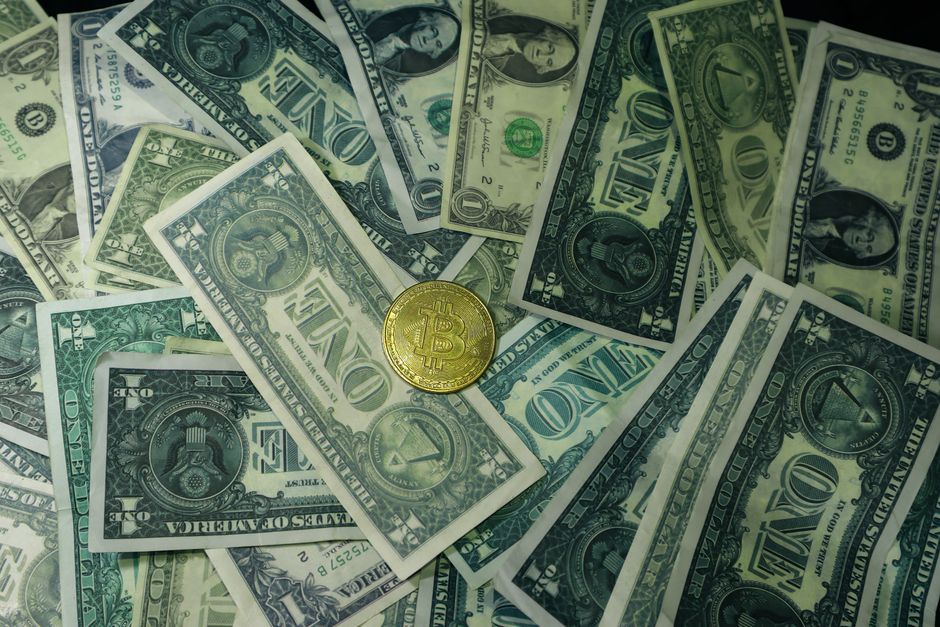 Gold at $4,064 and a Falling Dollar Sharpen the Retirement Income Question for Super Members