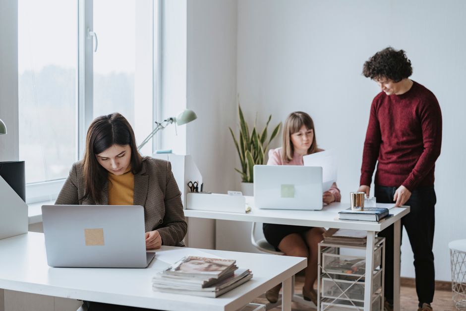 Property Cools, AI Land Grab Heats Up: What Australian Businesses Need to Know Right Now