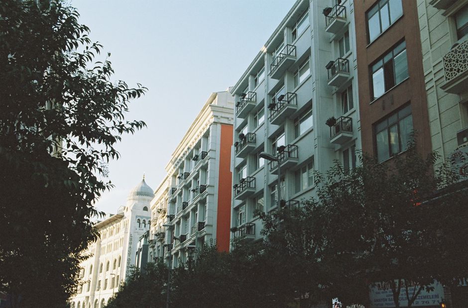 Why Istanbul's Housing Crisis Is Accelerating: What Buyers Need to Know Right Now