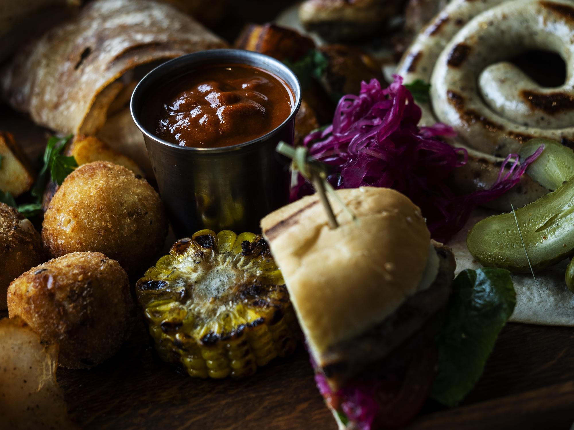 Adelaide Food Culture Fuels Sustainable Eating Habits for Local Wellness