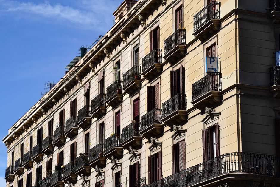 Barcelona's Rental Sweet Spot: Why Savvy Investors Are Banking on Eixample and Gràcia