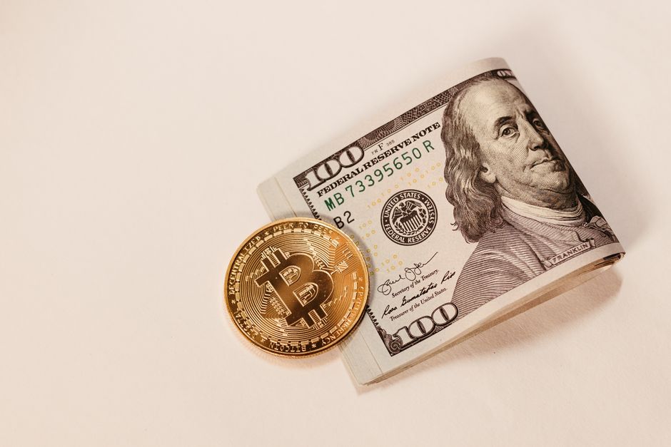 ASX extends advance as gold and dollar surge: What Brisbane households need to watch