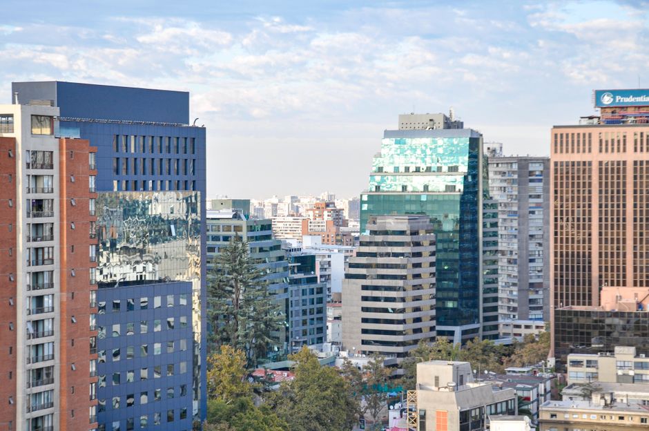 Santiago's Trade Sector Faces Perfect Storm of Geopolitical Tensions and Supply Chain Chaos