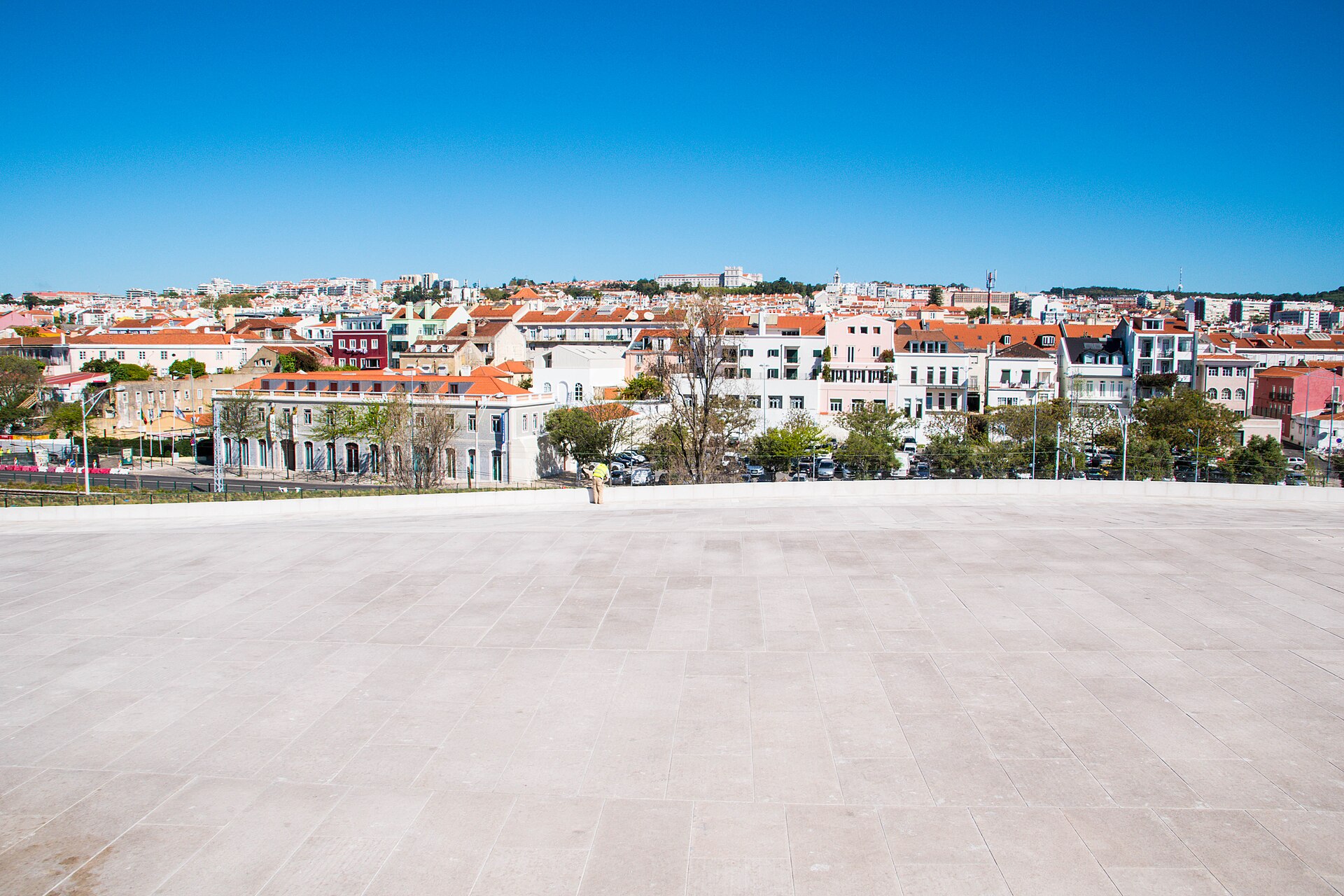 Screen Time Disrupts Sleep More Than Most Lisbon Residents Realize