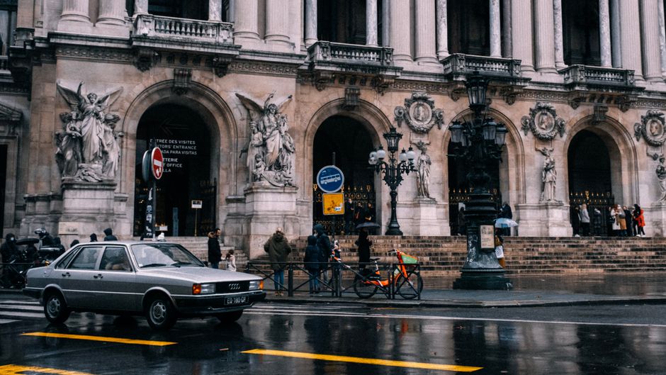 Paris Takes Lead in Duplicate Image Replacement, Outpacing Global Counterparts