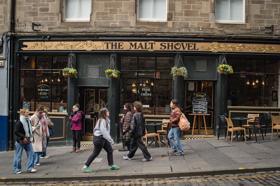 Best Restaurants in Edinburgh: Local Food Culture Guide