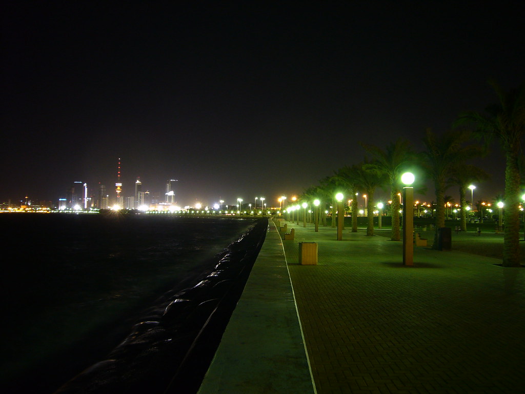 Kuwait City First-Time Buyers Navigate Mortgage Insurance Trade-Offs