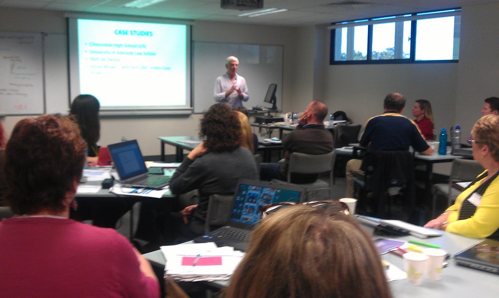 Schools and Education in the Sunshine Coast: Universities, Schools and Training