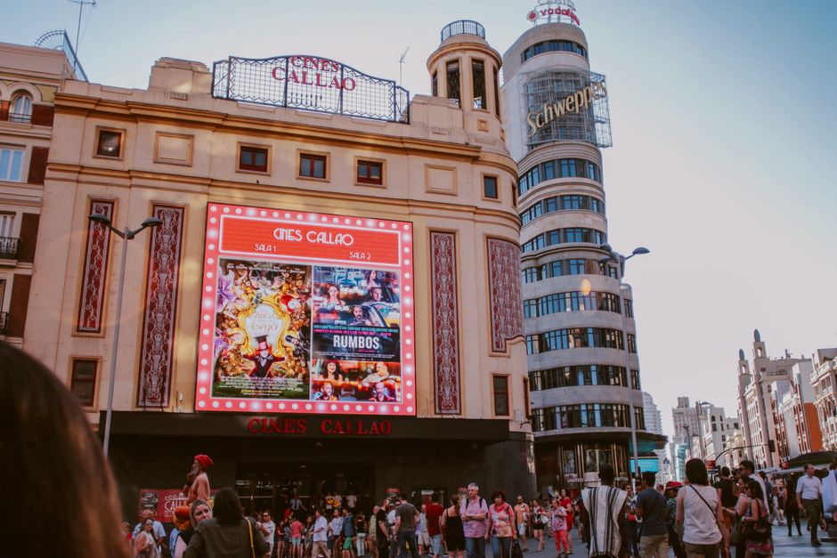 Madrid's Restaurant Scene Signals Economic Shift as Investment Flows Reveal Hidden Opportunities