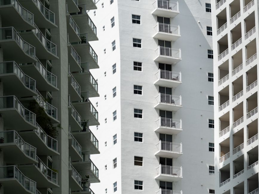 Miami Rental Vacancy Rates Hit Record Lows, Turning Apartment Hunt Into a Scramble