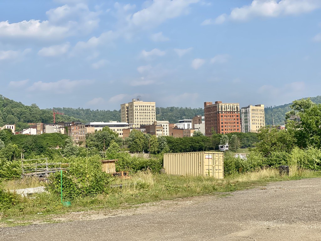 Georgetown Mixed-Use Retail: New Shops & Outdoor Spaces