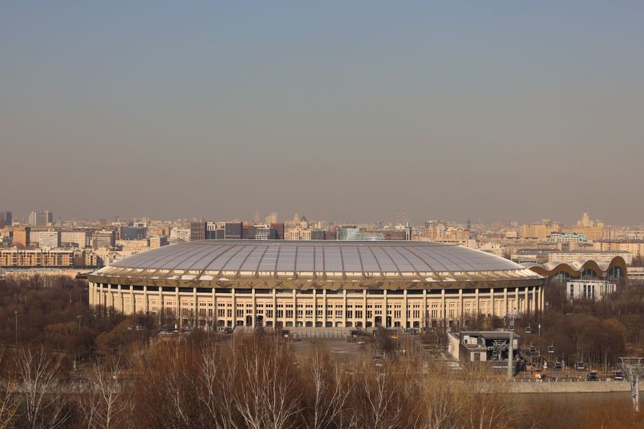 Moscow Sports Heat Up: Spartak Wins, Luzhniki Sells Out