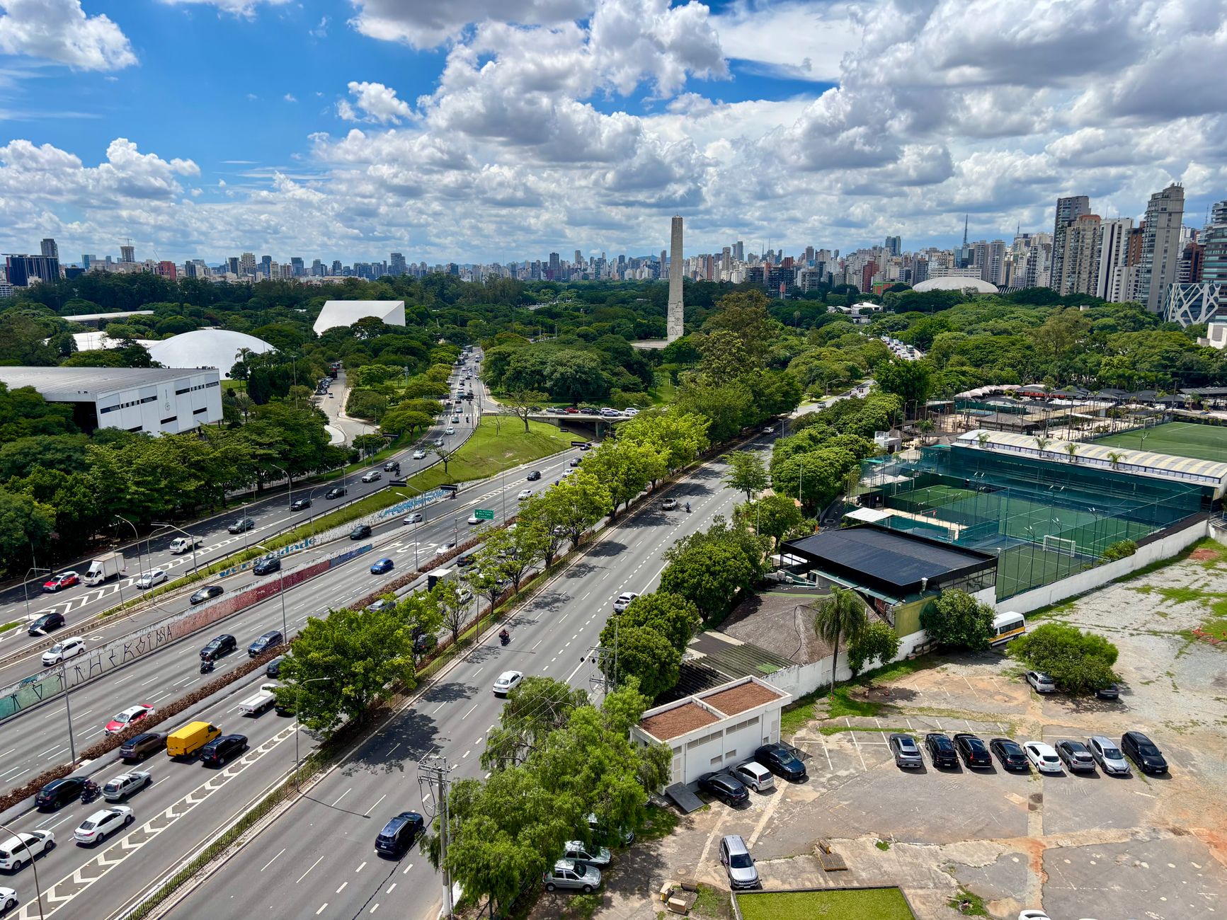São Paulo's water sports boom: dive into Olympic pools and river training