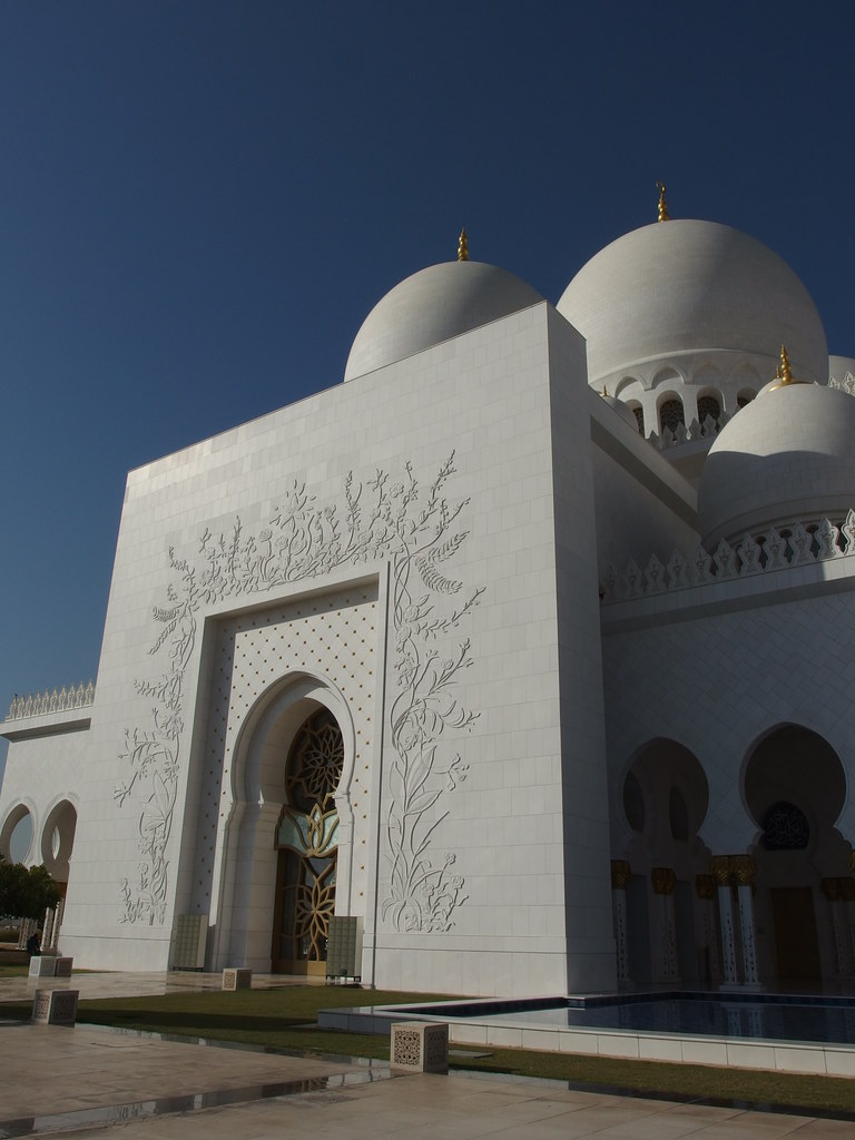 Venture Funds Flood Abu Dhabi Tech Meetups as $52M in Funding Flows