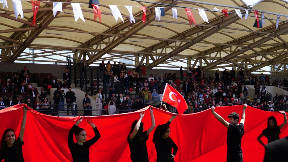 From Balcony Workouts to Movement: How Istanbul's Grassroots Fitness Communities Built a Revolution