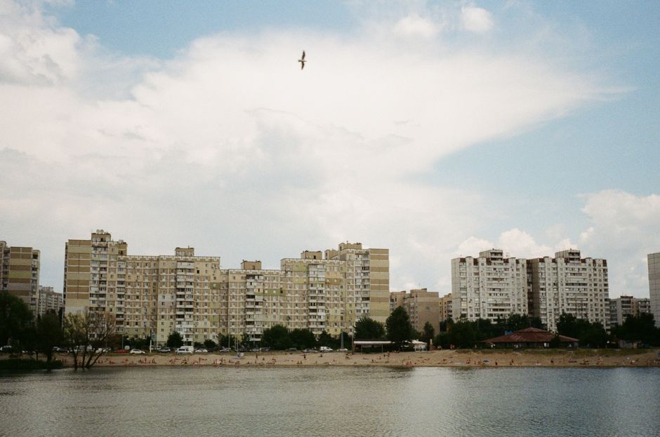 Obolon Apartments Kyiv: Waterfront Prices Hit Record Highs