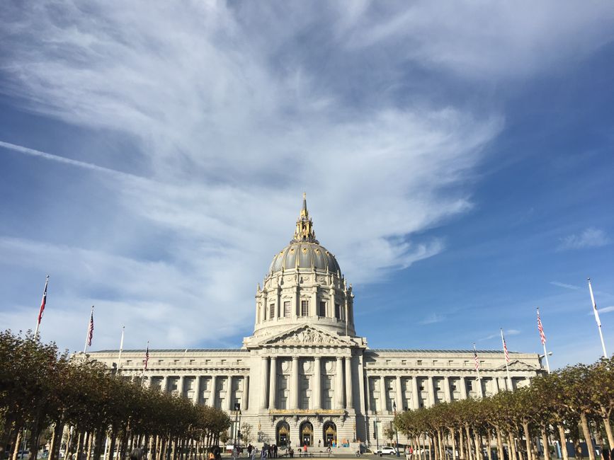San Francisco startups tackle city hall inefficiencies with billions in tech solutions
