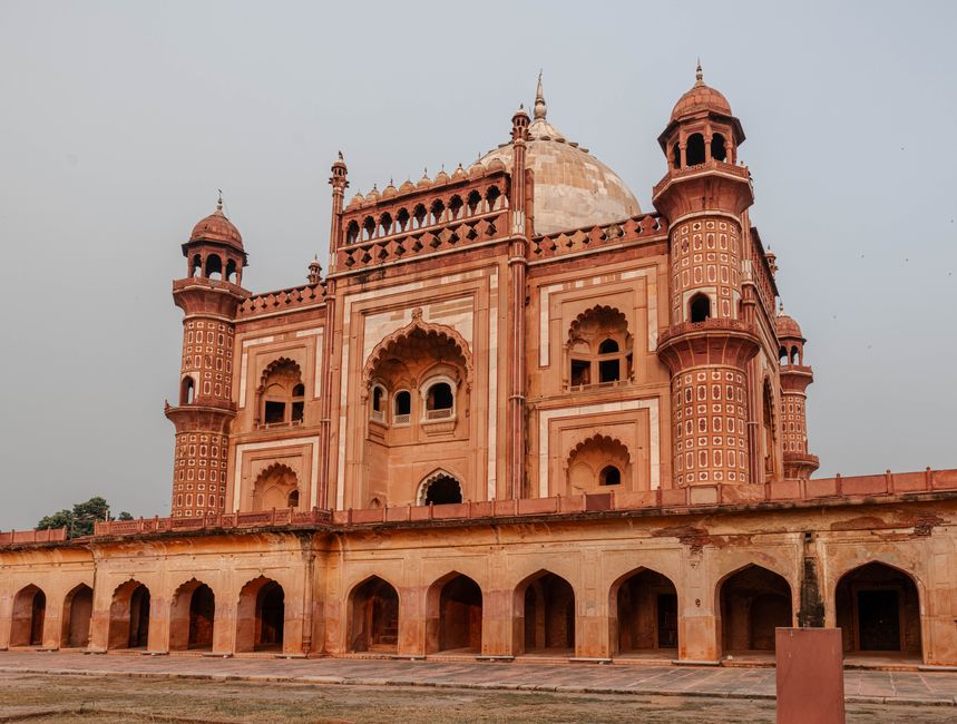 Your Complete Guide to Delhi's Best Local Experiences Right Now