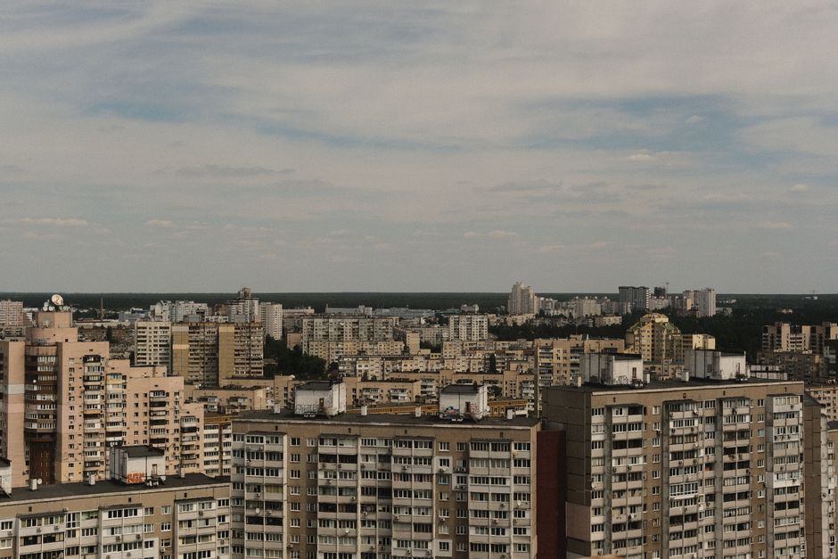 Too Hot, Too Bright, Too Loud: How Kyiv's Summer Is Wrecking Your Sleep