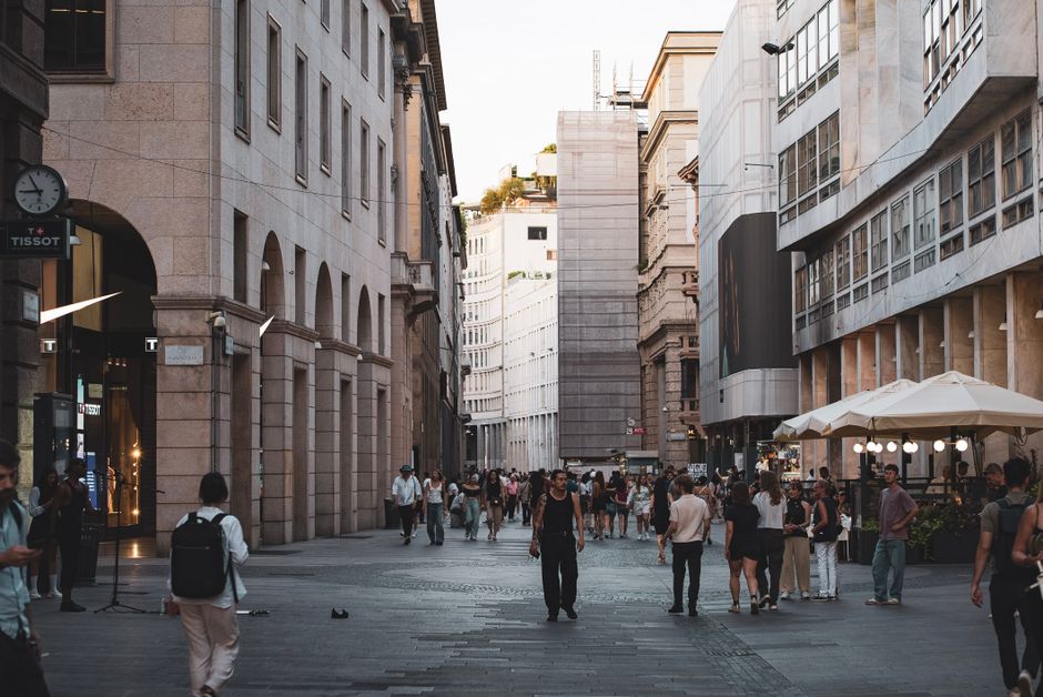 From Desk Stress to Mindful Living: How Milanesi Are Reclaiming Their Mental Health
