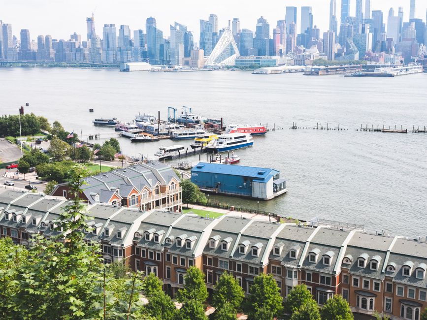 Long Island City's Evolution: How Queens Waterfront Became Manhattan's Affordable Alternative