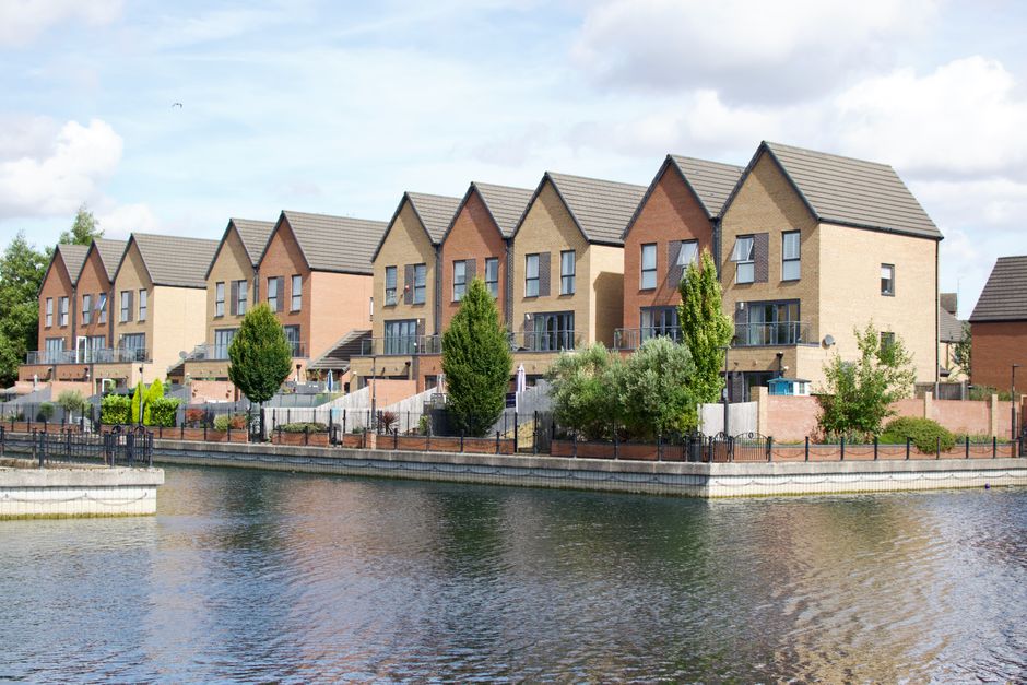 Edgbaston Reservoir Edges Ahead: Waterfront Living Fuels Property Surge
