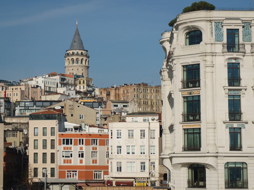 Istanbul's Ancient Diet Meets Modern Wellness: How Turkish Food Culture Stacks Up Against Global Nutrition Trends