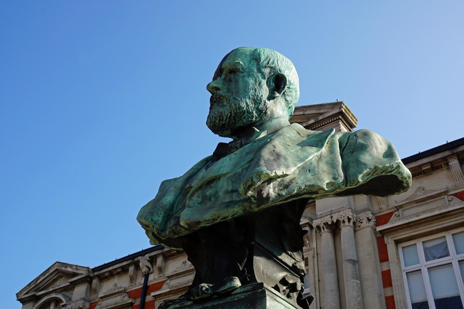 London's Public Libraries: Finding and Using Your Local Branch