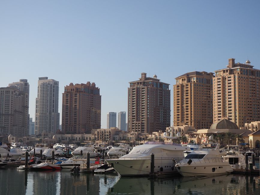 Pen to Paper: How Journaling Is Becoming Doha's Quiet Mindfulness Revolution