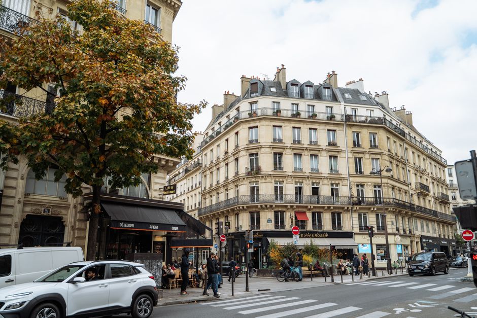 Sleep Better, Spend Less: Your Guide to Free and Affordable Wellness Services Across Paris
