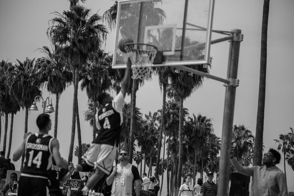 Summer League Showdown: LA's Amateur Softball Circuit ...