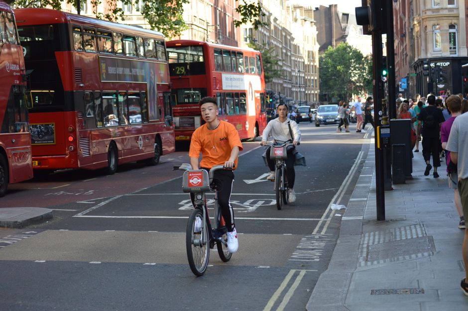 London’s Safest Cycling Routes for Families and Beginners: Where to Start Rolling in Summer 2026
