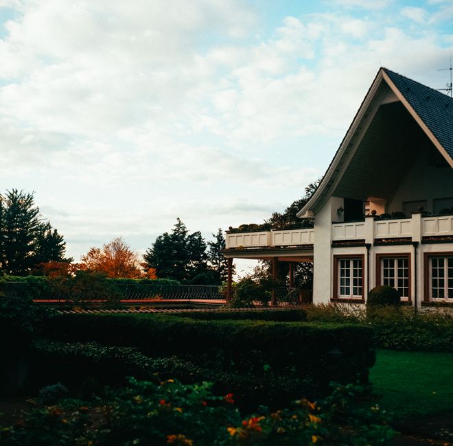 Saint-Cloud Rides the Wave: Waterfront Suburb Sees Sharp Rise in Property Values