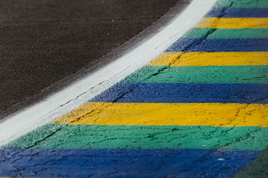 São Paulo's Triathlon Circuit Braces for Decisive Finals Push as Heat and Humidity Test Elite Field
