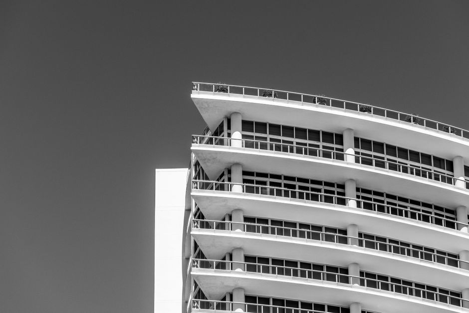 Miami Buyers Race the Clock: Interest Rate Expectations Drive Sudden Market Shift