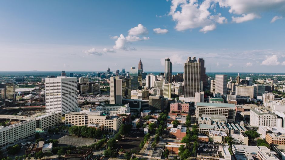 Eating Well on a Shoestring: How to Eat Healthy in Atlanta Without Breaking the Bank