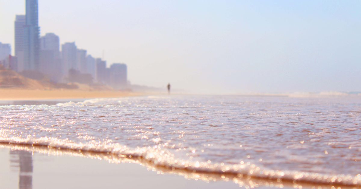 Explore 10 Must-See Gold Coast Attractions and Activities