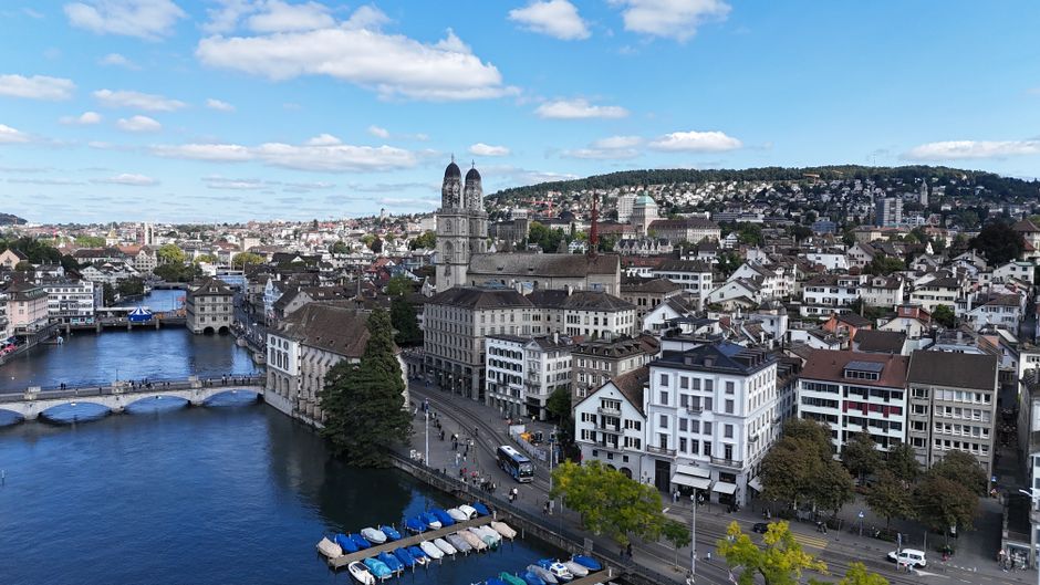 Best Bars in Zurich: Local Nightlife Stories