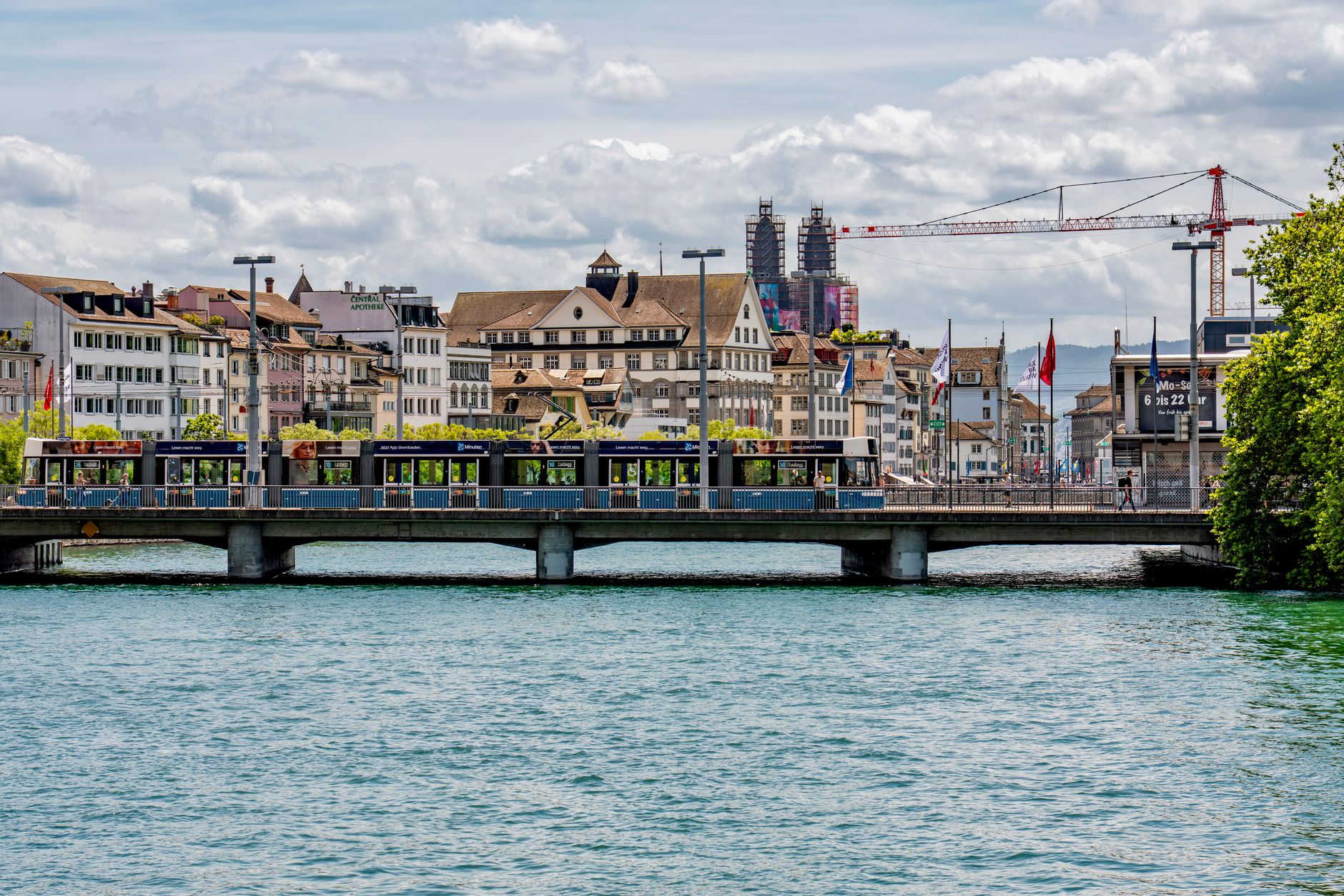 Zurich's Climate Leaders Chart Course for 2030: What City Officials and Sustainability Experts Are Telling Us