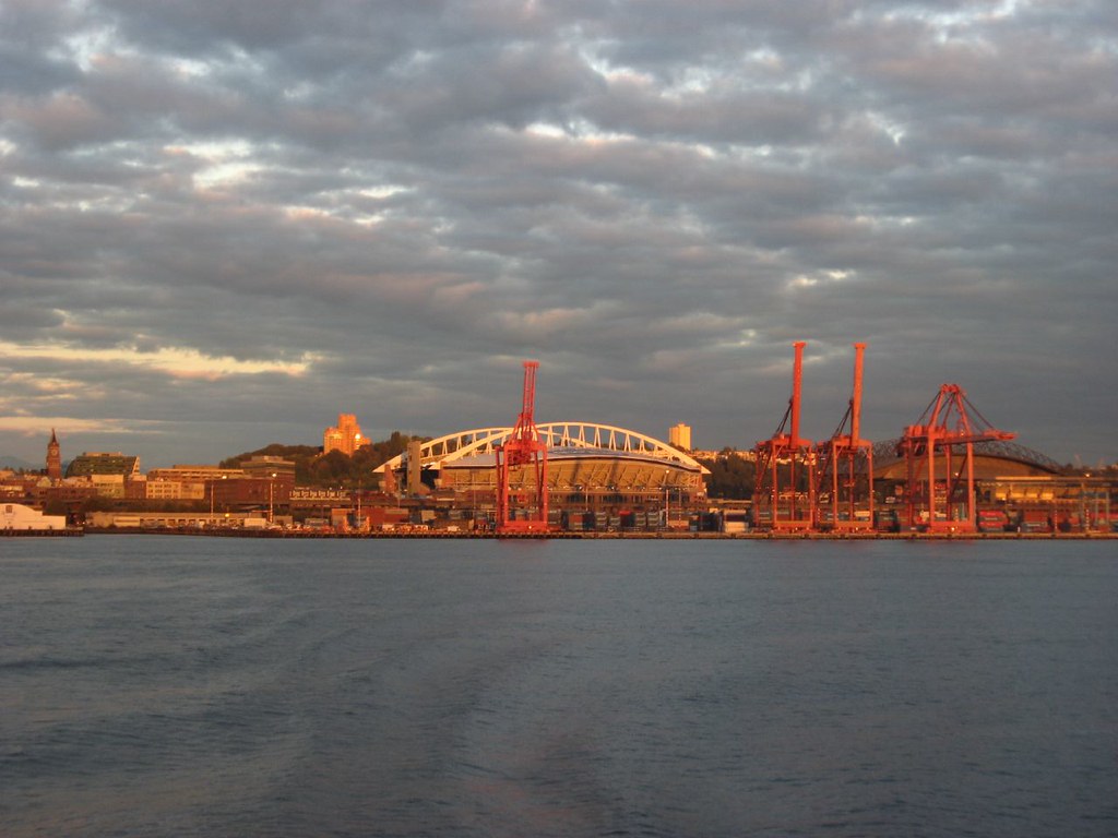 San Francisco Night Workers Combat Sleep Deprivation With Light Timing