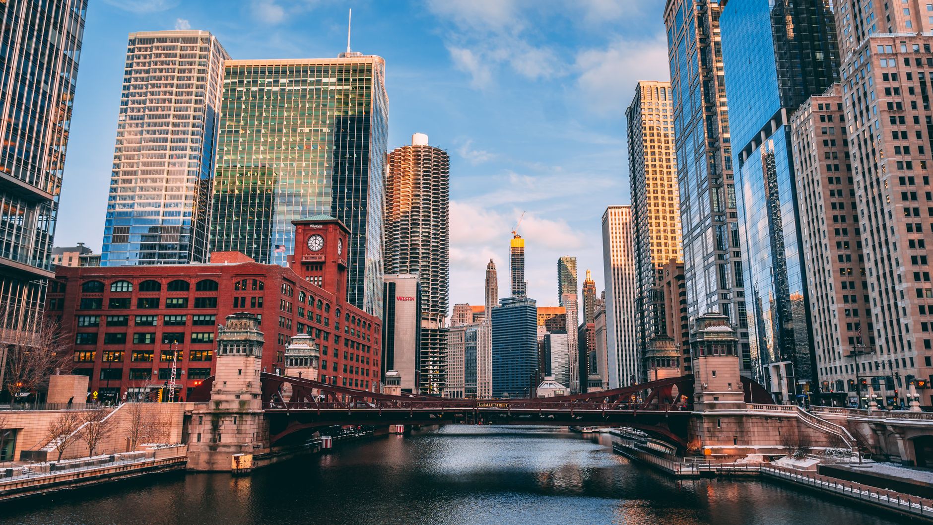 Free Mental Health Help Is Available Across Chicago, Here's How to Find It