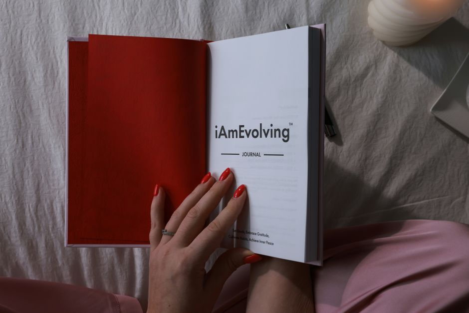 Journaling as a mindfulness tool: how to start