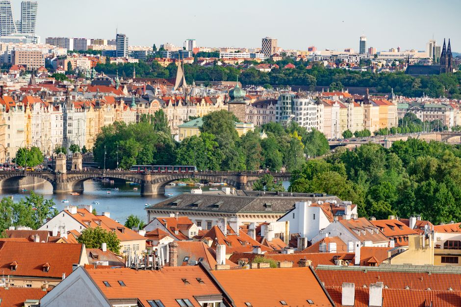 Prague's Smíchov Delivers 7% Rental Yields, Attracting Property Investors