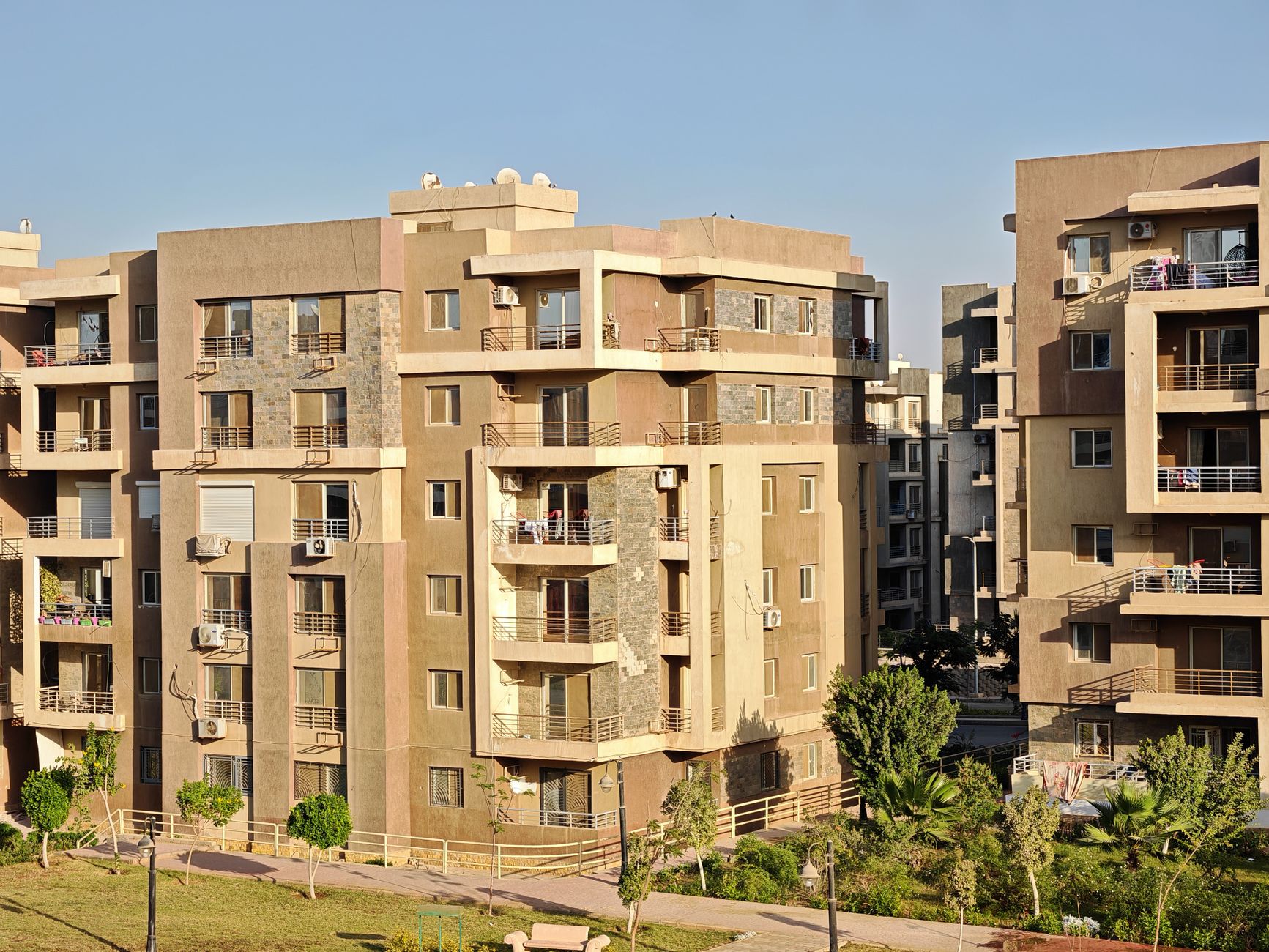 New Cairo Rising: A First-Time Buyer's Guide to Navigating Egypt's Construction Boom