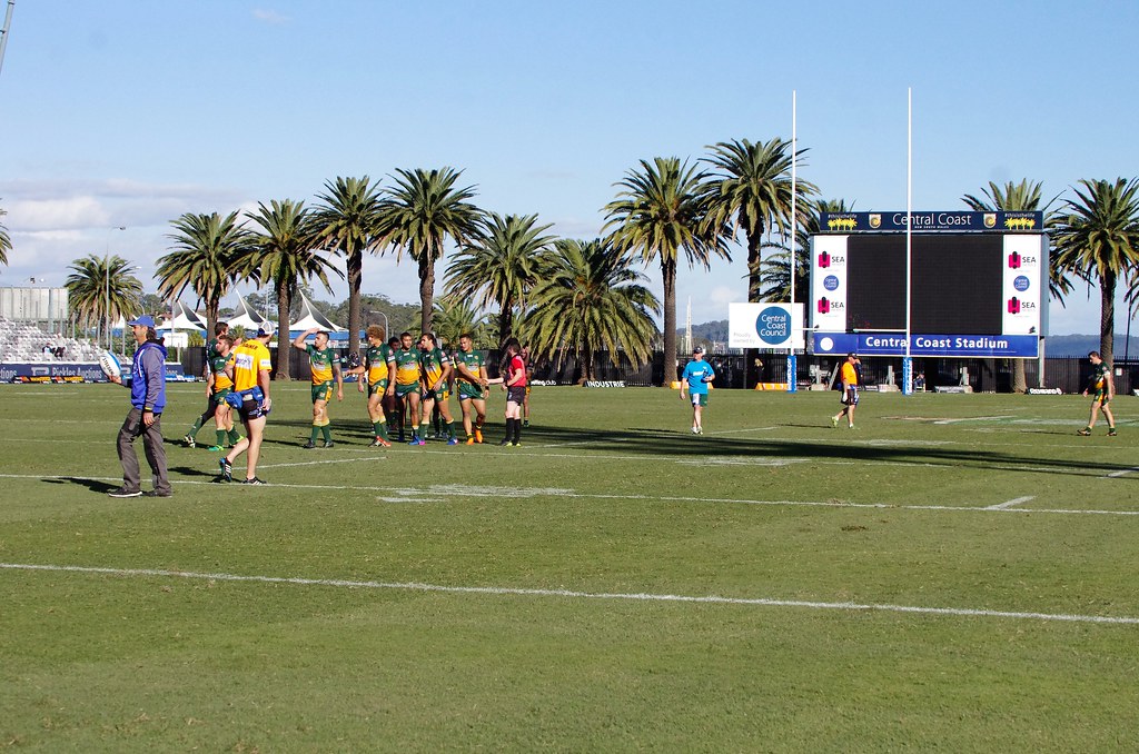 Junior cricket on the Central Coast: clubs, formats and how to get your child started this summer