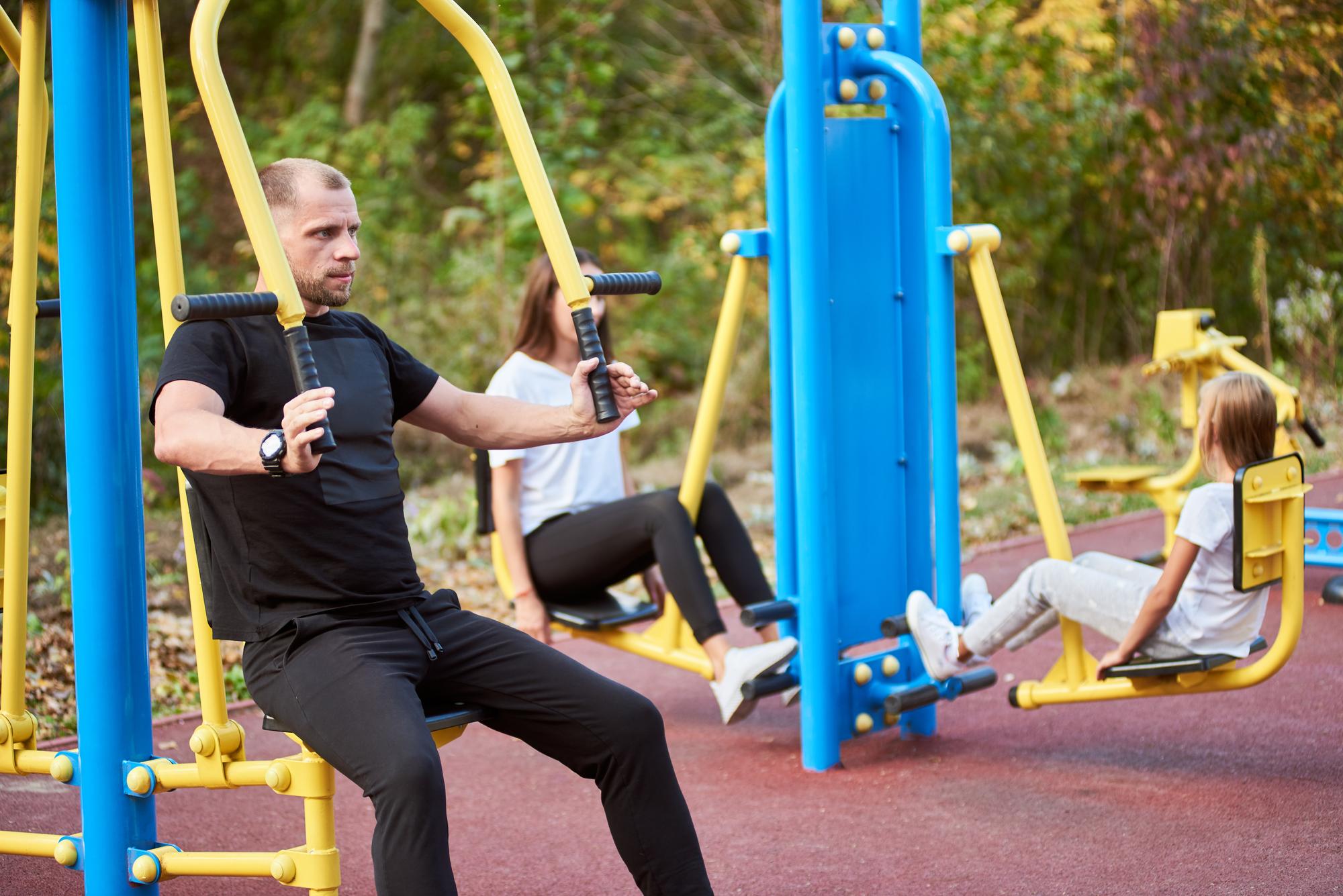 Tehran Residents Discover 15+ Free Outdoor Gyms Across Public Parks