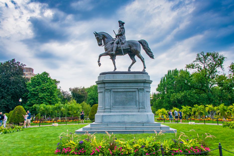 Why Boston Runners Keep Coming Back to the Esplanade: The Science Behind Outdoor Trail Fitness