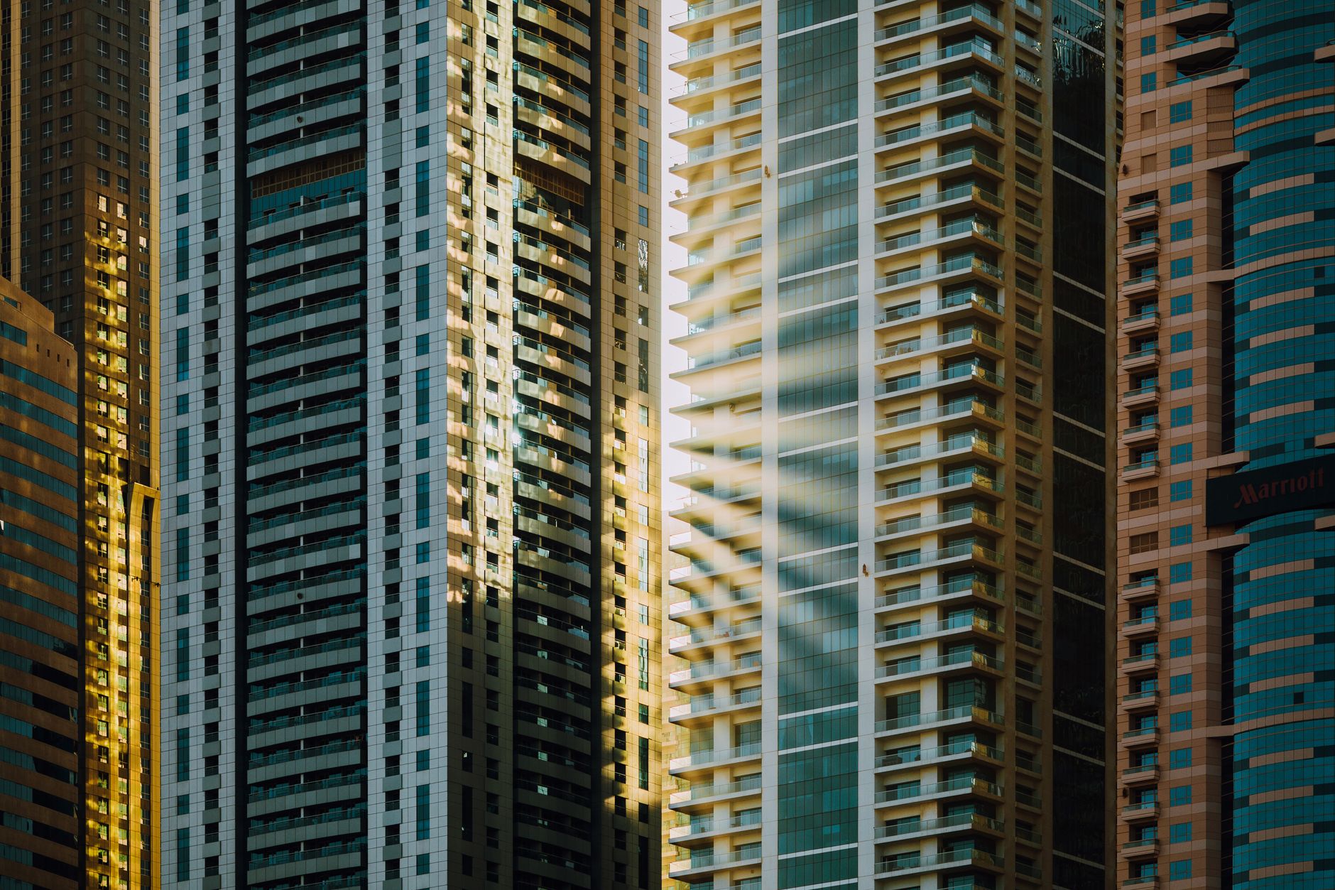 Dubai Auction Market Clears Above 70% as Property Confidence Surges