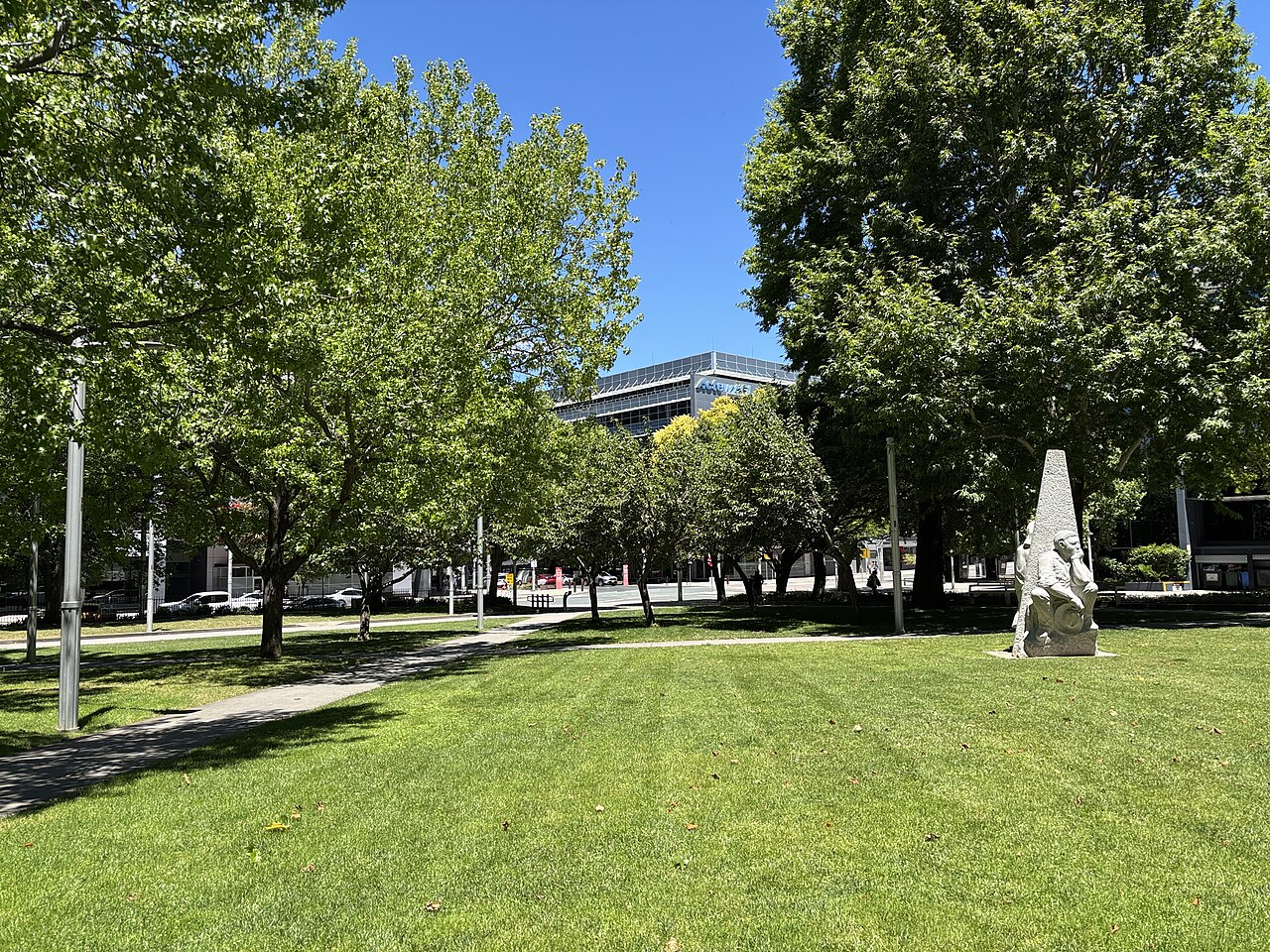 Walking Canberra: How the park-to-wellness movement is reshaping the city's health habits