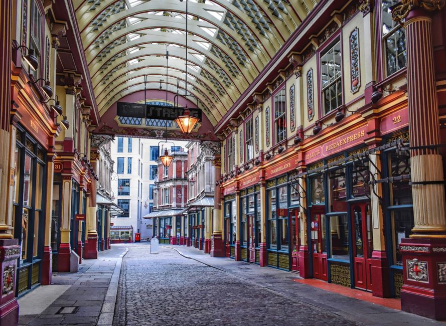 London Jobs Market 2024: Tech Rises as Finance Falls